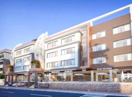 AZURE Suites & Stuios HOTEL Rooftop pool DUKASSI Sol Caribe BEACH CLUB & SPA，位于蓬塔卡纳的酒店