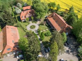 Romantik Hotel Friederikenhof Hotel Restaurant & Spa，位于吕贝克吕贝克机场 - LBC附近的酒店