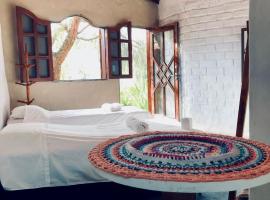 Espaço Shanti - Chalés，位于圣若热岛的酒店
