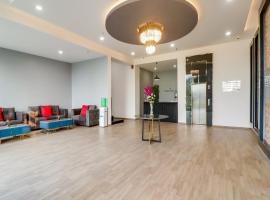 Super Townhouse Jashn，位于Chinhat的酒店