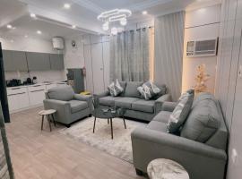 شقة أنيقة بموقع مميز，位于泰布克的自助式住宿