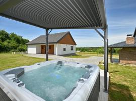 Pet Friendly Home In Husinec With Sauna，位于Husinec的酒店