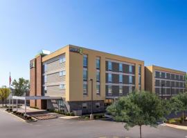 多佛尔套房酒店，位于多佛尔的酒店