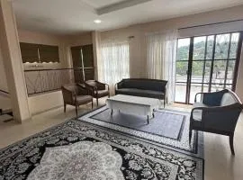 Pinggir TTDI Damansara Homestay for big group up to 35 pax