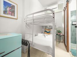 Room 4 Compact Bunk Room in Arts District