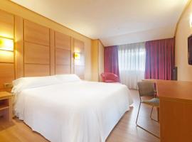 Hotel Puertollano，位于普埃托利亚诺的酒店