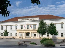 Mercure Szekesfehervar Magyar Kiraly，位于塞克希费黑瓦尔的酒店