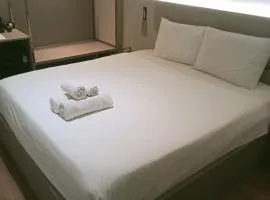 Sunland Hotel
