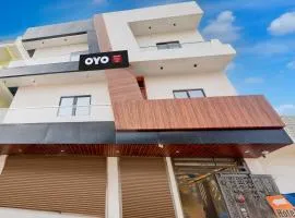 Hotel O Cozy Inn