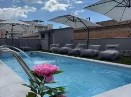 STREET 90 Luxury Apartment