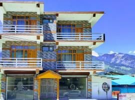 aKumar Way Inn，位于Jagatsukh的酒店