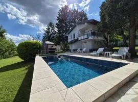 EmUm family cottage