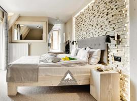 VILLA NOSAL - Zakopane，位于扎科帕内的浪漫度假酒店