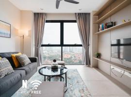 Designer 3BR Near Tropicana Golf Course，位于科塔达曼萨拉的酒店