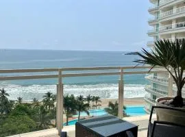 Bay View Grand Marina Beachfront condos