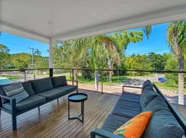 The Deck on Picnic
