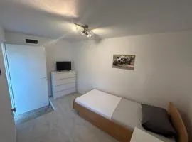 Family House Aldo - Family House with Four Bedrooms and Sea View