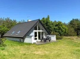 2 Bedroom Cozy Home In Fur