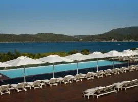 特罗亚设计酒店