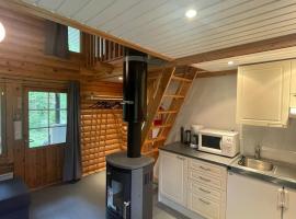 Katajaharju，位于萨翁林纳的乡村别墅