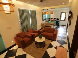 Indigo - 1BHK Villa Jacuzzi Restohome，位于Denkanikota的酒店