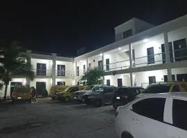 Hotel & Hostal 230
