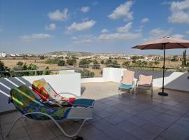 Oceania Bay Village，位于皮拉的酒店