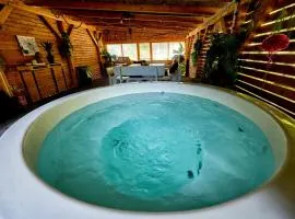 Aloha Glamp - Całoroczny glamping nad rzeką z prywatną balią - Stok narciarski, góry, lasy, sauna