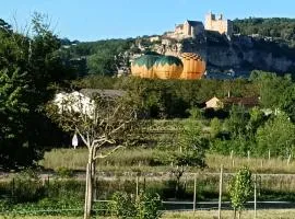 Chambres d'hôtes BELLE-VUE -Vue sur château