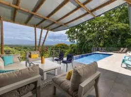 Secret Mountain Top 3BR Casa Colibrí private pool