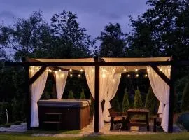Domek na Folwarku z jacuzzi