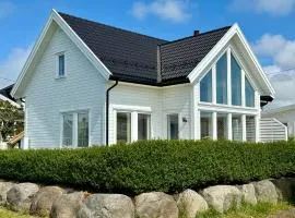 Holiday home near the sea