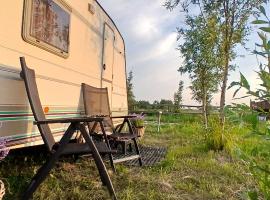 Caravan Romsicht Sneek，位于斯内克的豪华帐篷