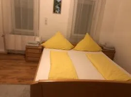 Deluxe Doppel-Zweibettzimmer