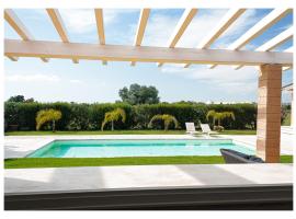 La Mora Bianca，位于阿塞米尼的酒店