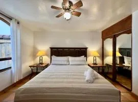 Puerto Nuevo Surf Casita las Palmas 1 BR with pool