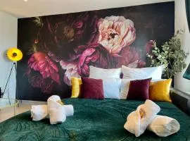 flair-Apartment Blossom I Whirlpool I BBQ I 2xParken I Terrasse I Kaffee I Waschmaschine I Highspeed WLAN