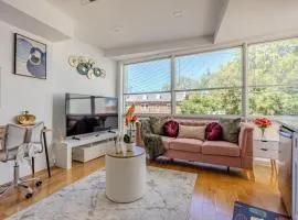 Stylish, Modern & Cozy