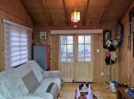 Cabaña Los Lleuques, Descanso en Cordillera a orillas del río Renegado