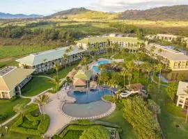 Premier Garden View, Beachfront 4-Star Resort, King Bed, Lanai, AC, Pool, Restaurant, Gym, Spa