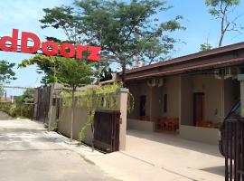 RedDoorz Syariah near Exit Tol Pemalang Comal 2，位于Comal的酒店