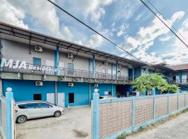 RedDoorz Syariah at MJA Residence Duri，位于Duri的酒店