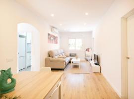 Lovely apartment with 3 bedroom，位于科尔内拉德罗布雷加特的酒店