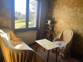 Chambre avec salle de bain privée，位于特湾的酒店