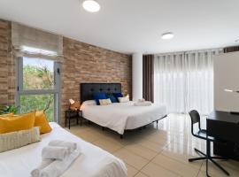 FIRA Gran Vía 2 - Private Rooms in a Shared Apartment - Habitaciones Privadas en Apartamento Compartido，位于略夫雷加特河畔奥斯皮塔莱特的酒店