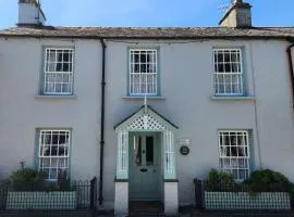 3 Bed in Hawkshead Village LLH34