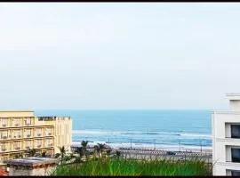 SEA VIEW HOTEL New BR Puri, Near Temple & Sea beach, Spacious and Fully Air Conditioned Rooms with BREAKFAST wifi, Restaurant and Parking - BEST HOTEL IN PURI