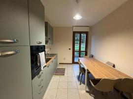 Casa Girasole，位于Bertonico的酒店