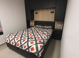 440 דירת נופש מושלמת לזוג，位于巴特亚姆的酒店