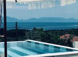 Georgianna's suite with private pool , 'greysuite'